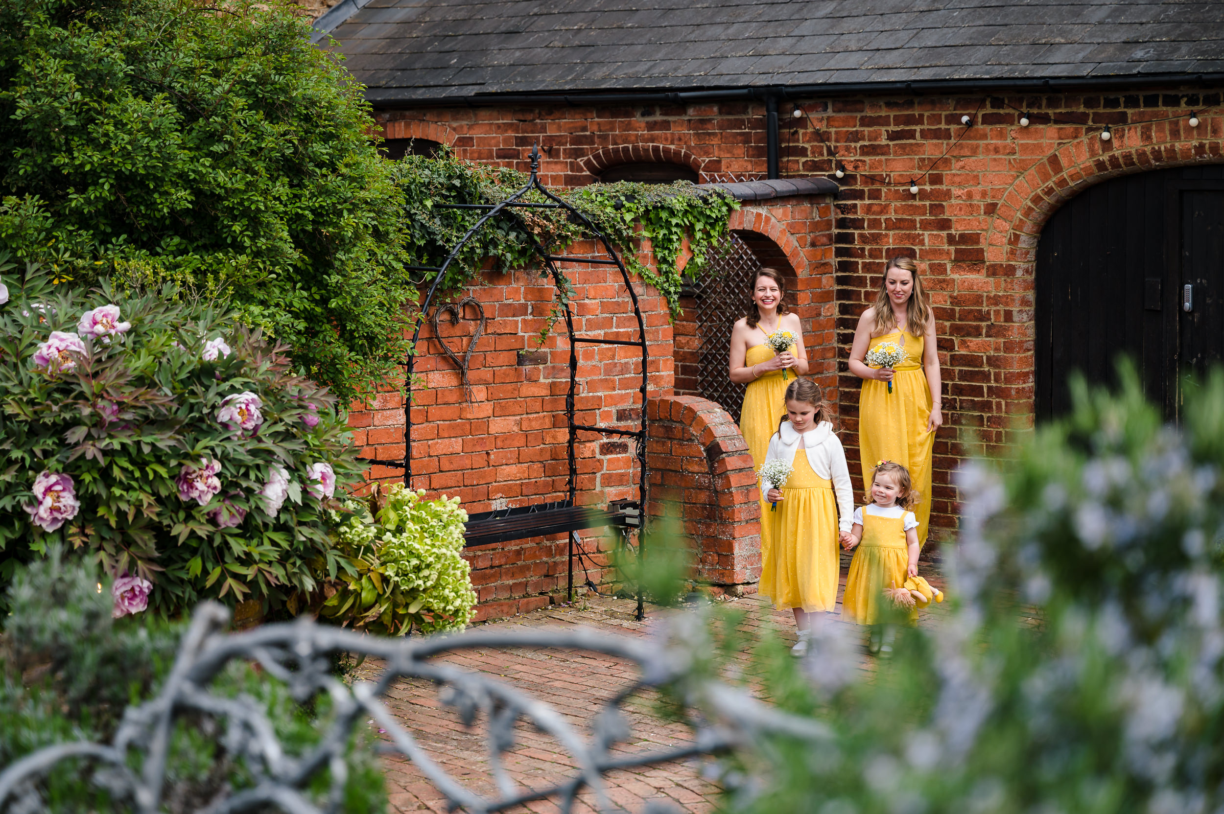 bridal party at dodmoor house wedding