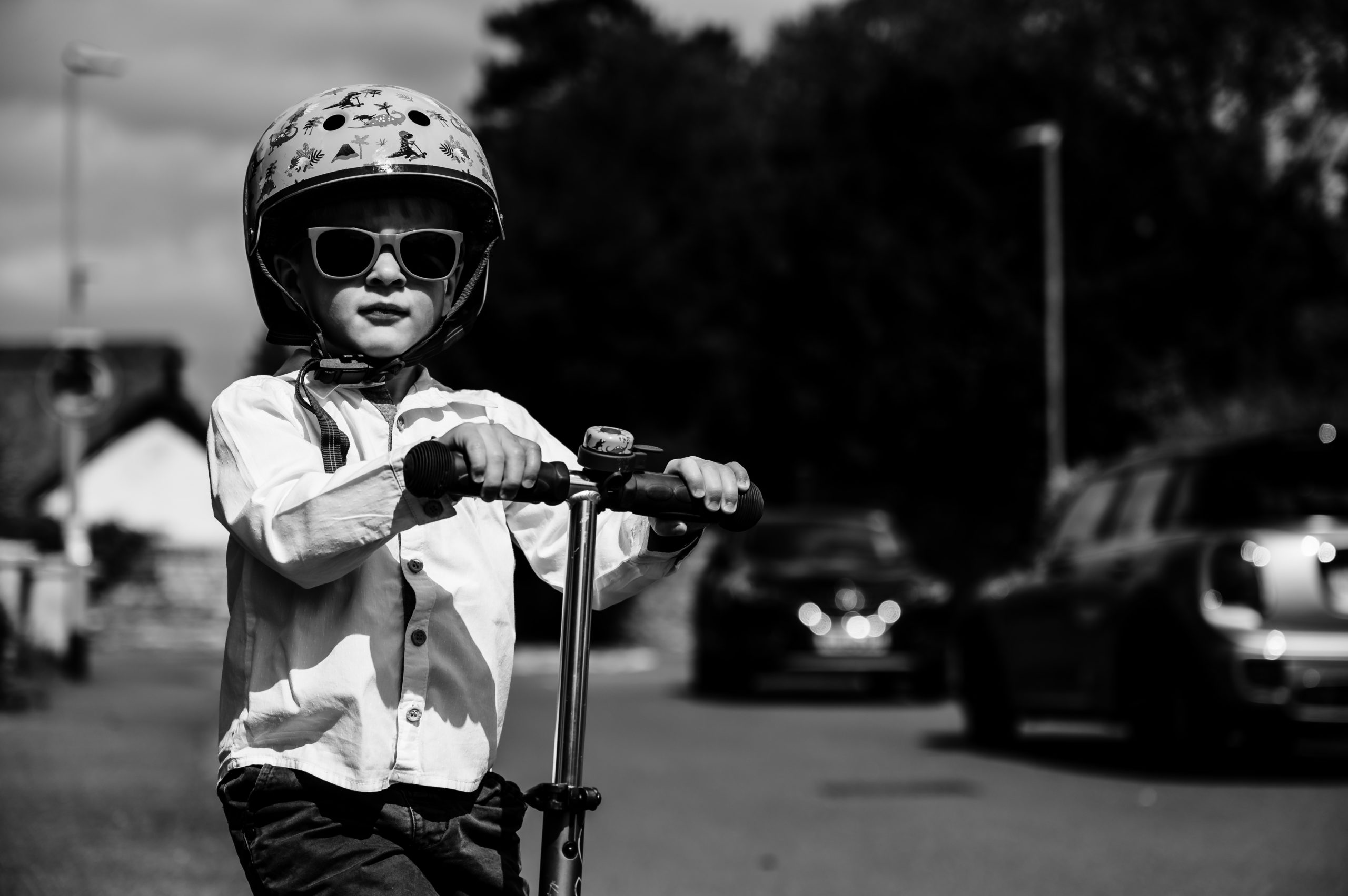little boy on scooter family photoshoot rutland
